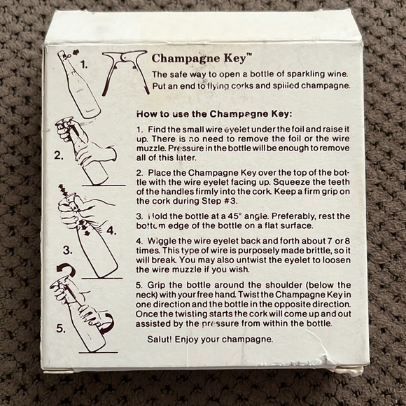 Champagne Key Vintage - Picture 2 of 5
